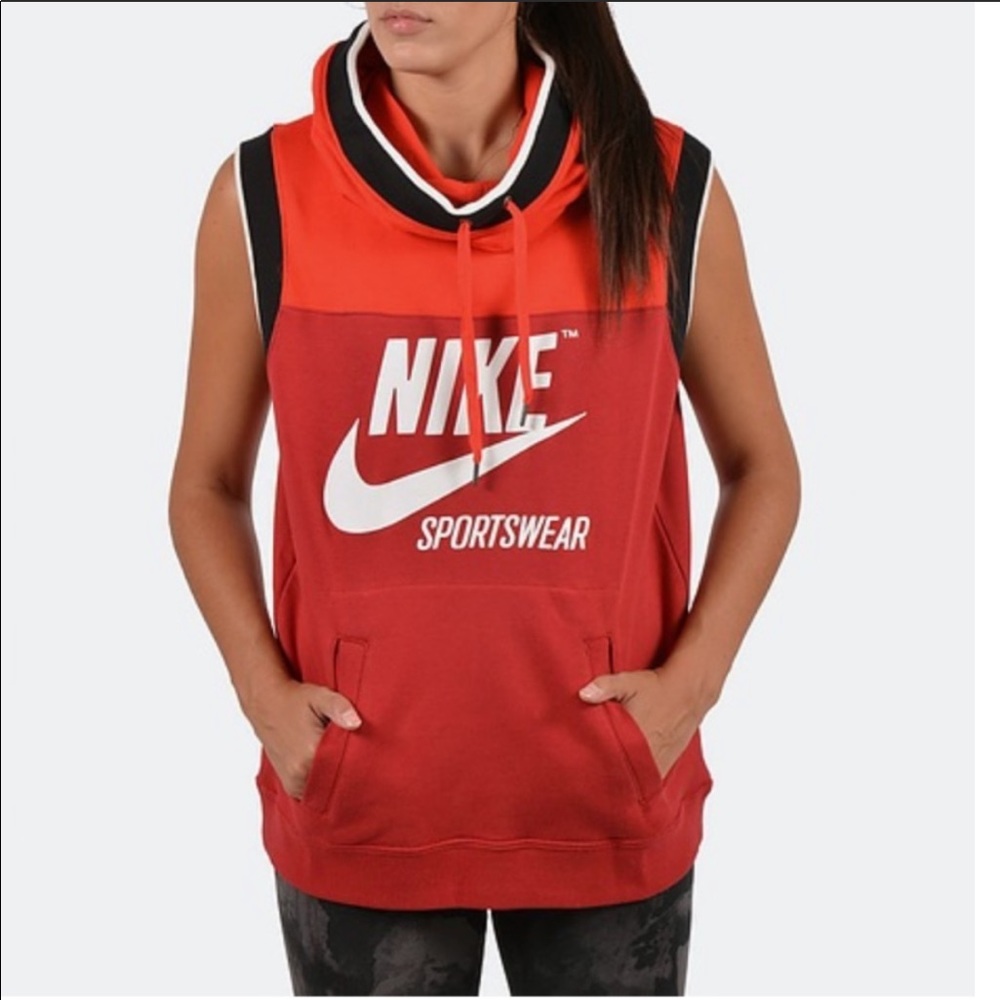 M- NIKE SPORTSWEAR HOODIE